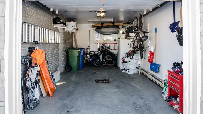 Why Should You Consider Overhead Storage in Your Gilbert Garage?